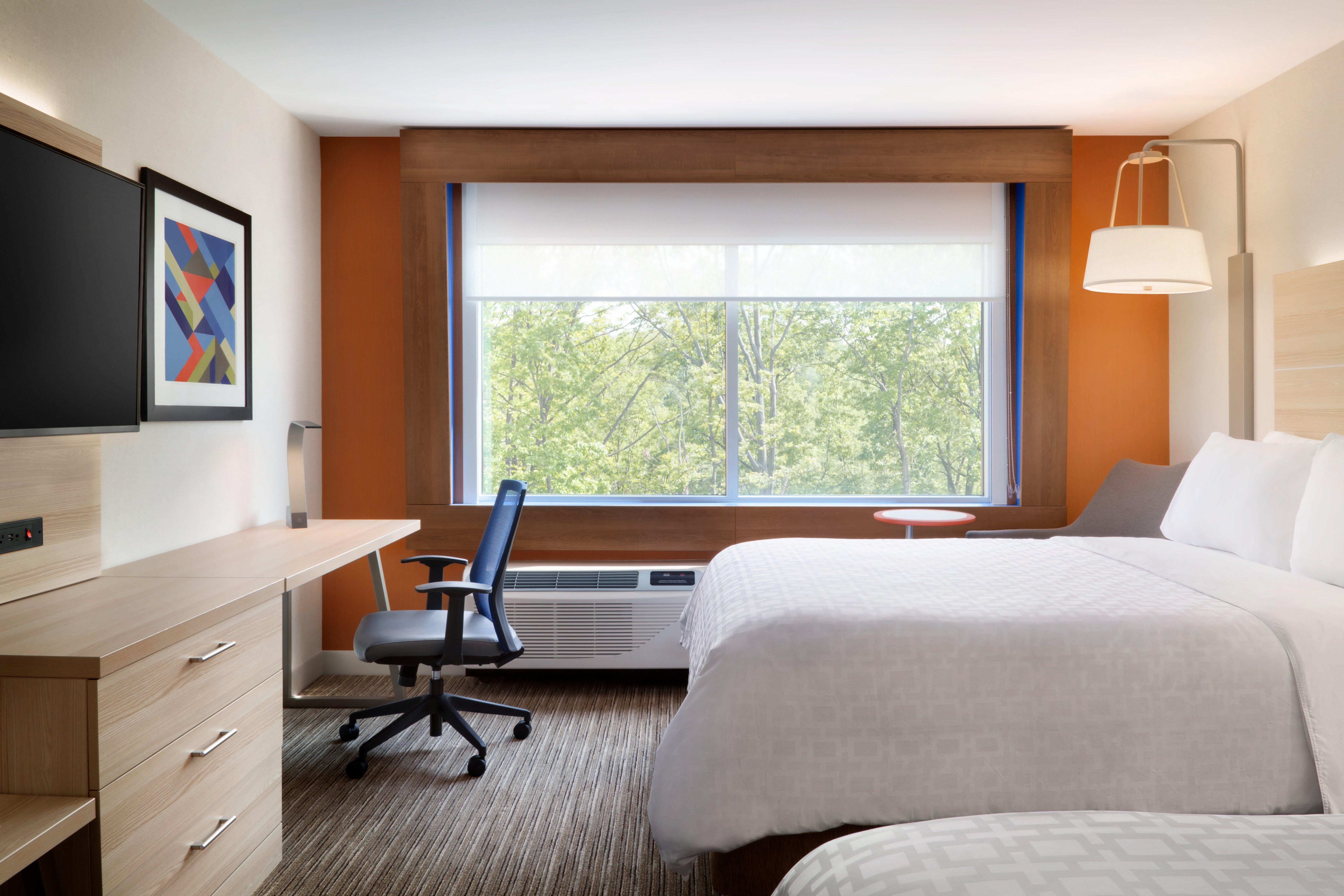 Holiday Inn Express Williamsburg By Ihg Exterior photo