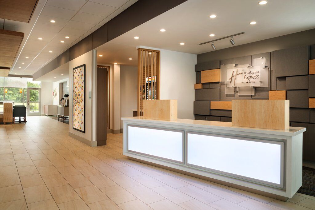Holiday Inn Express Williamsburg By Ihg Exterior photo